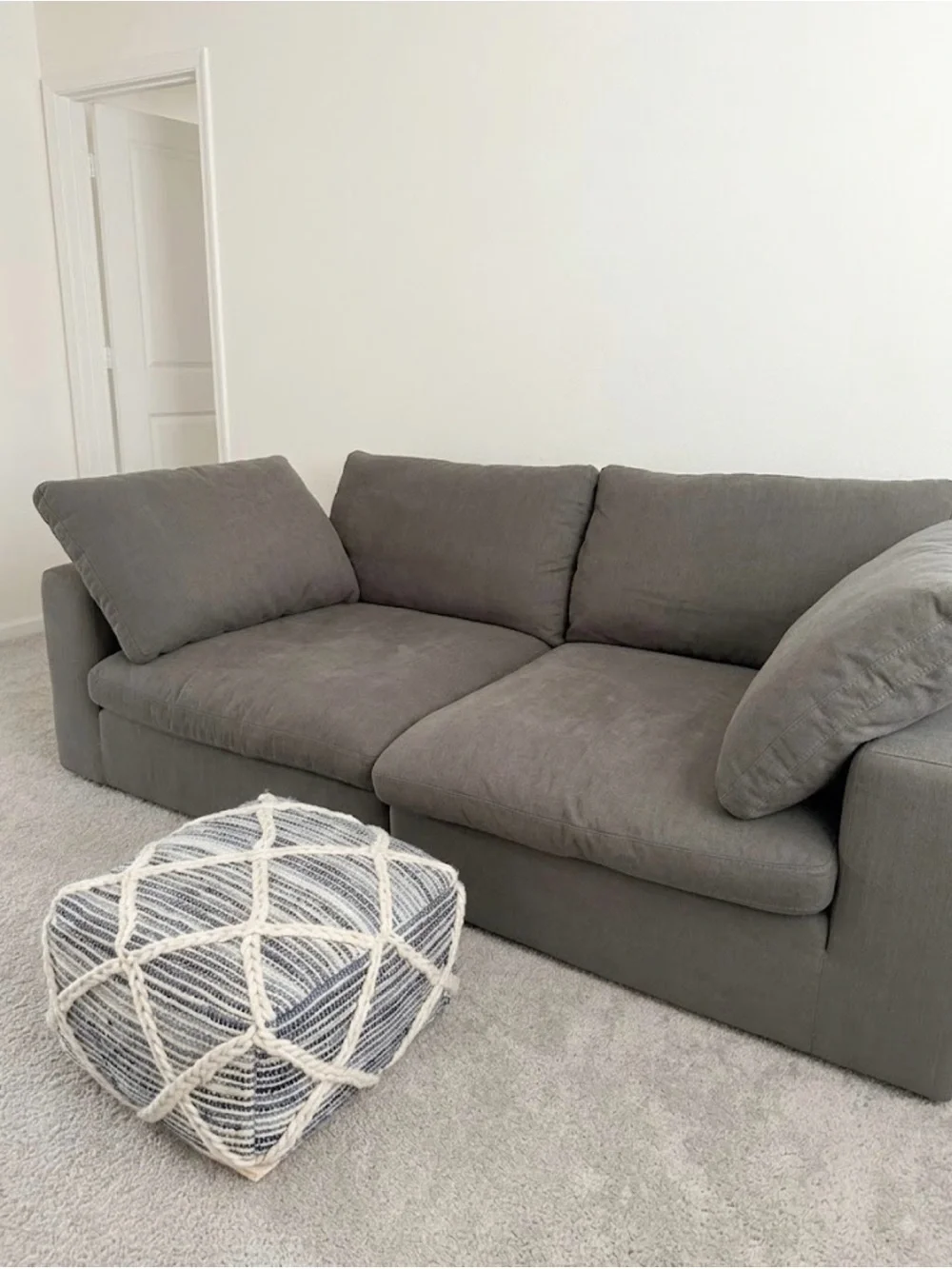 Ottoman Puff/Pouf